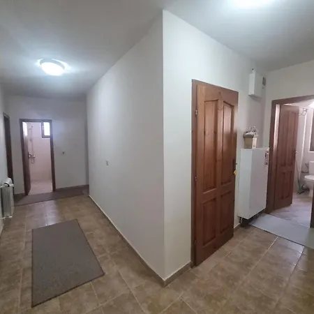 апартментс شقة