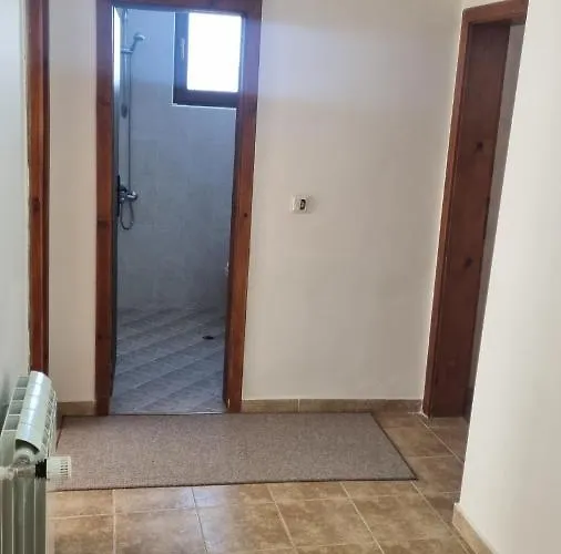 апартментс Apartment *