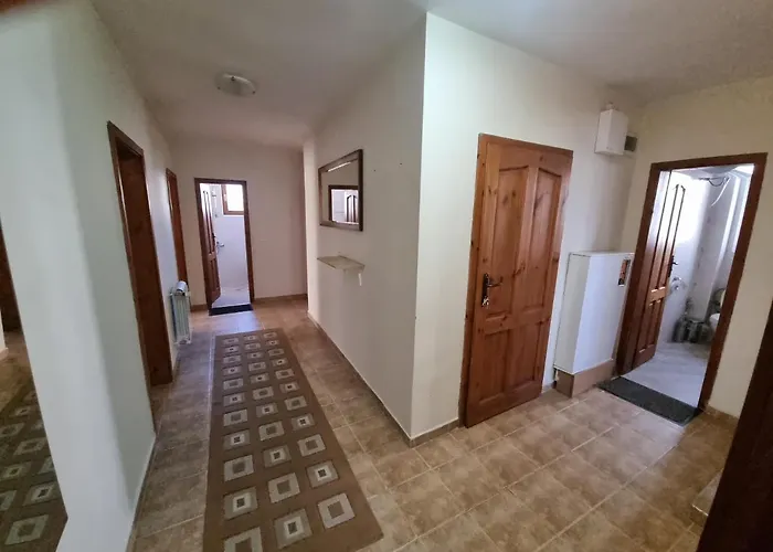 апартментс Apartment *