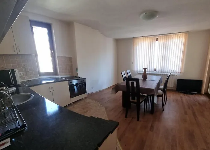 апартментс 班斯科